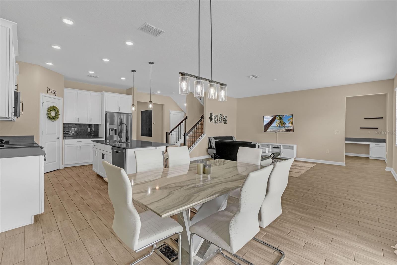 Image 13 of 49 For 11415 Satire Street