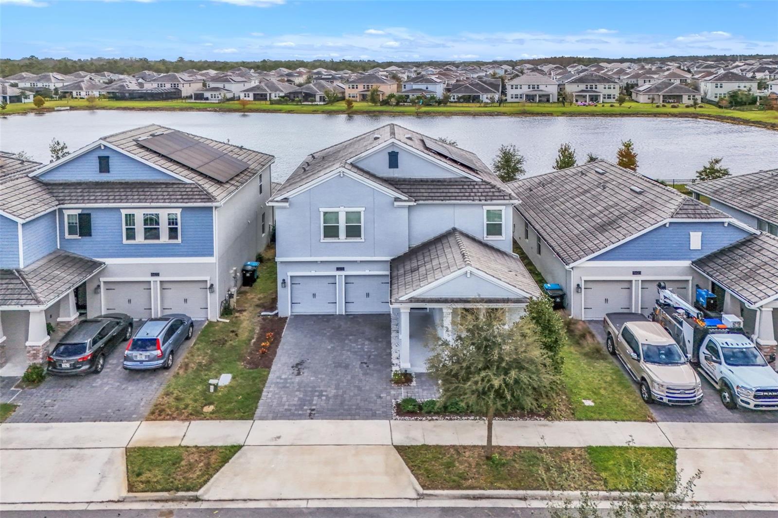 Image 2 of 49 For 11415 Satire Street