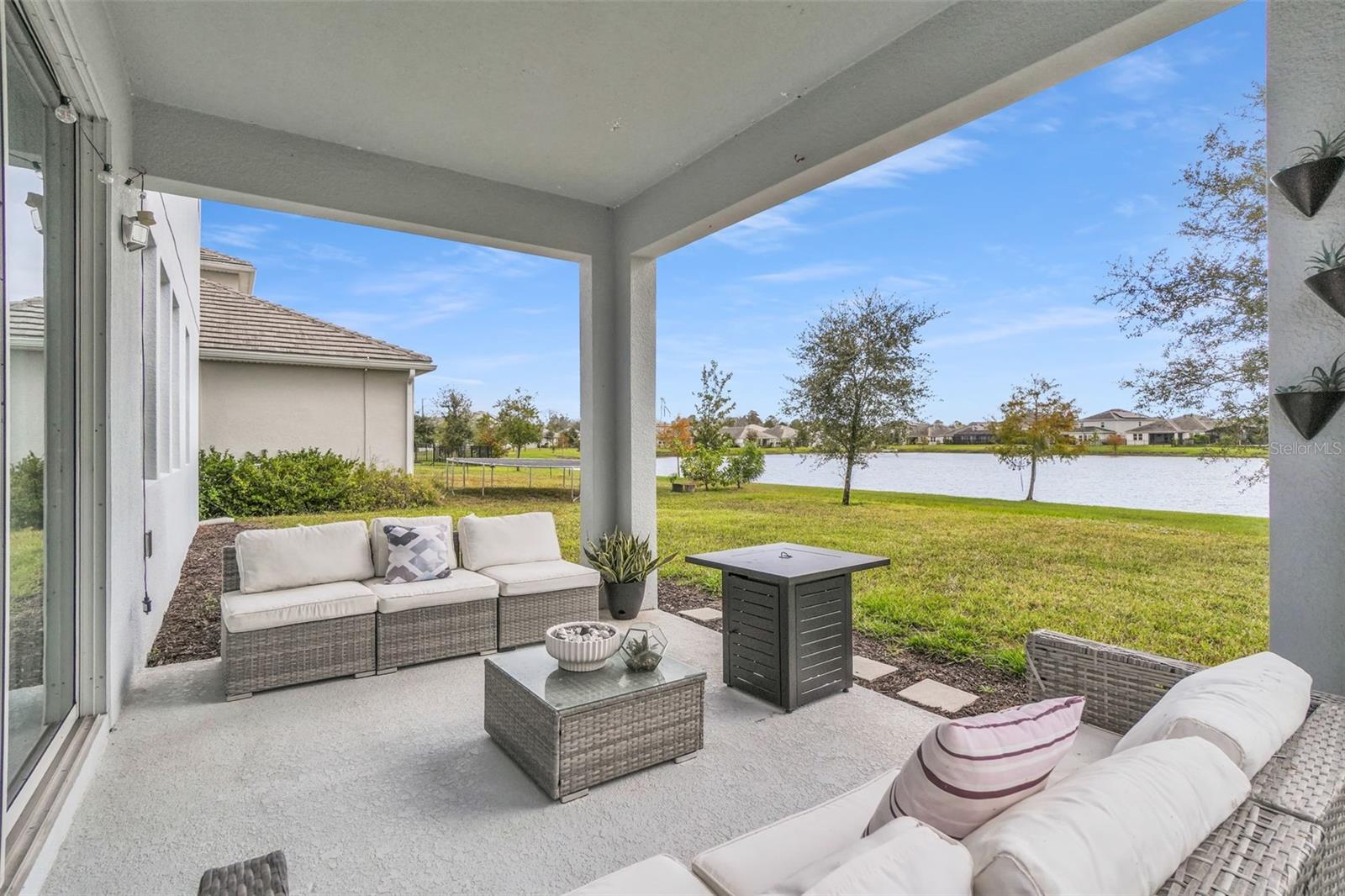 Image 38 of 49 For 11415 Satire Street