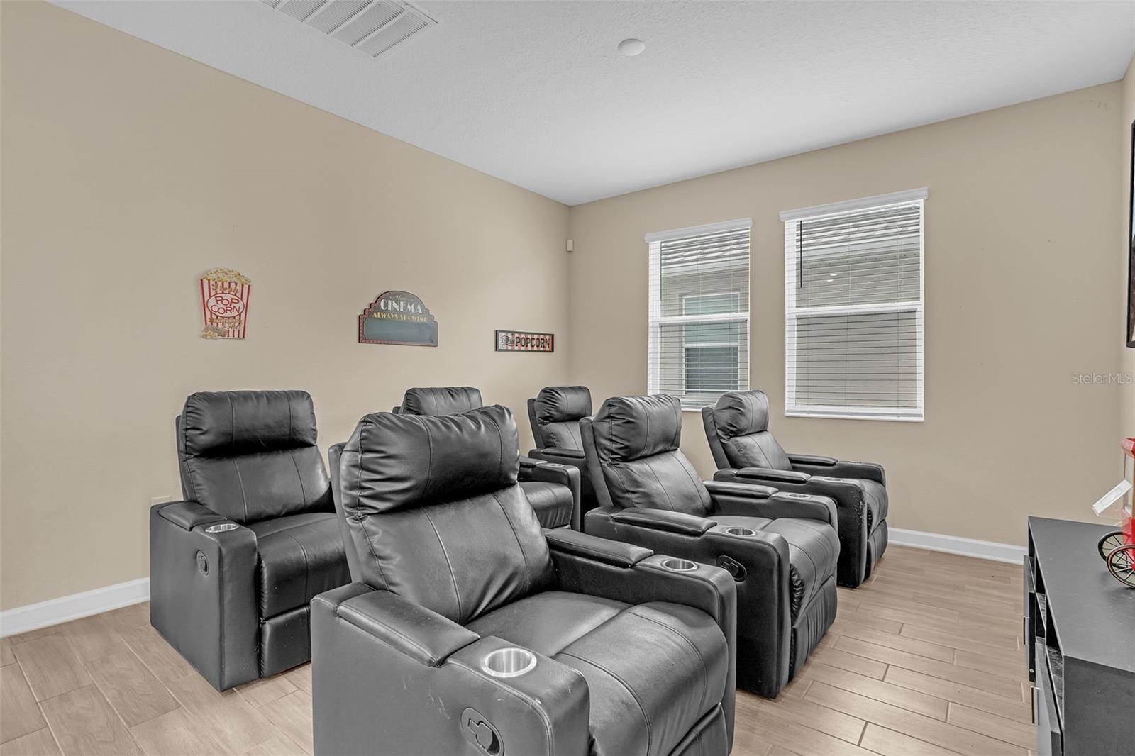 Image 6 of 49 For 11415 Satire Street