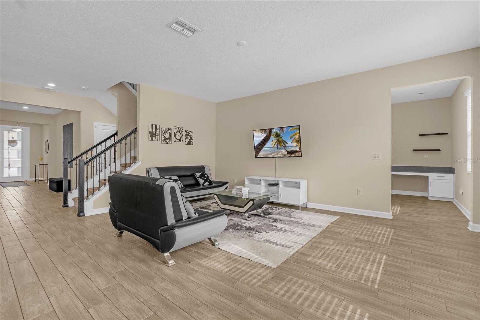 Image 8 of 49 For 11415 Satire Street