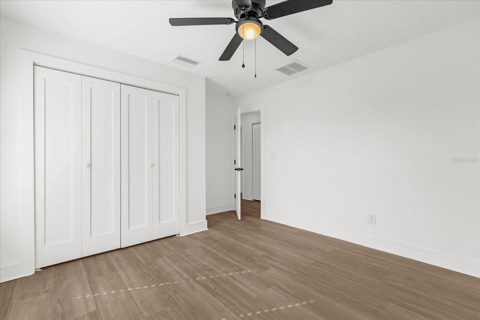 Image 21 of 38 For 117 Sanderling Drive