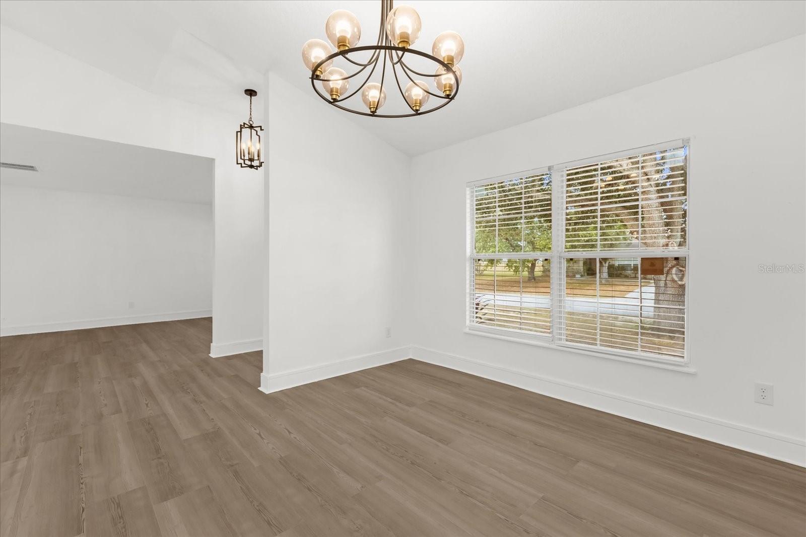 Image 5 of 38 For 117 Sanderling Drive