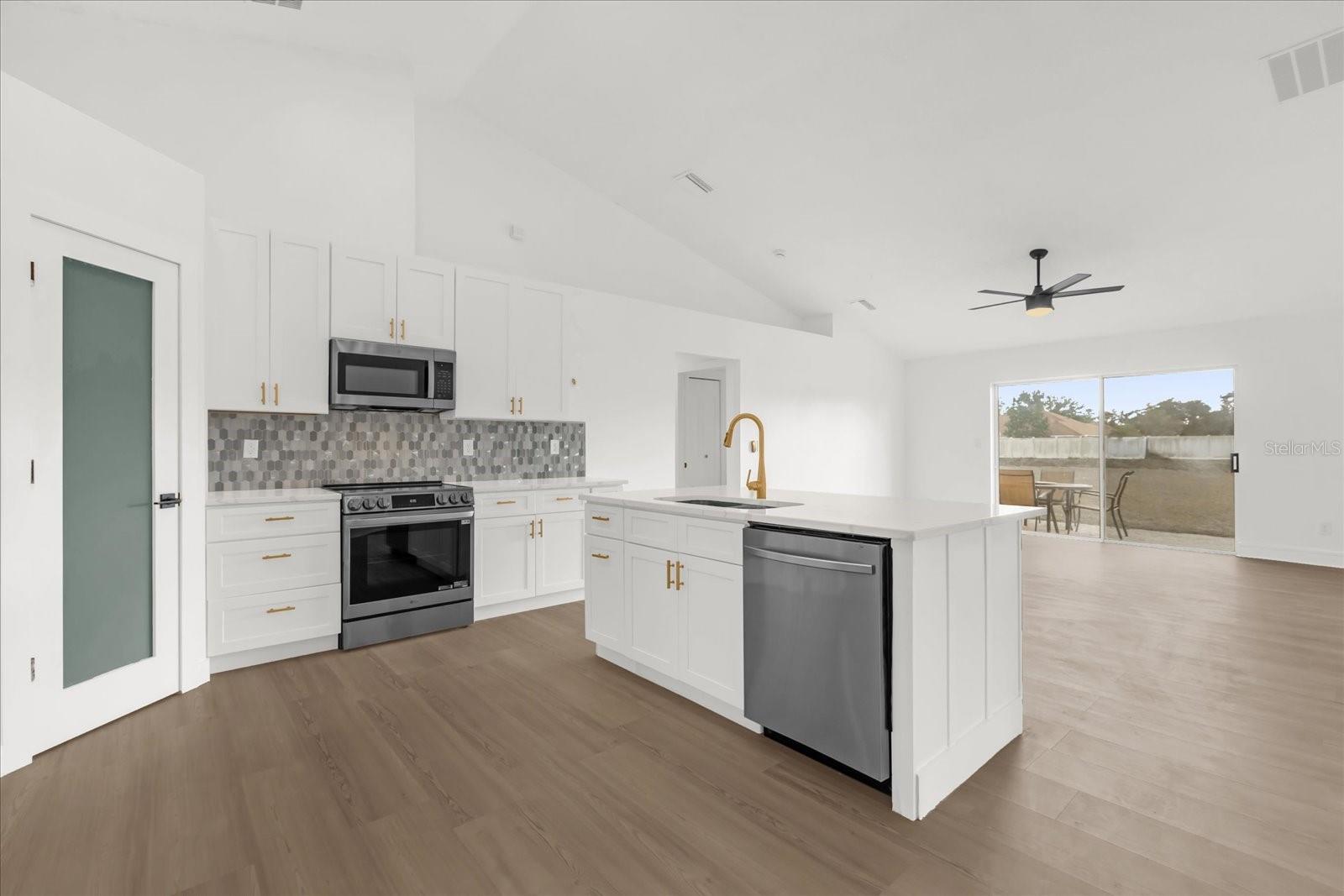 Image 9 of 38 For 117 Sanderling Drive