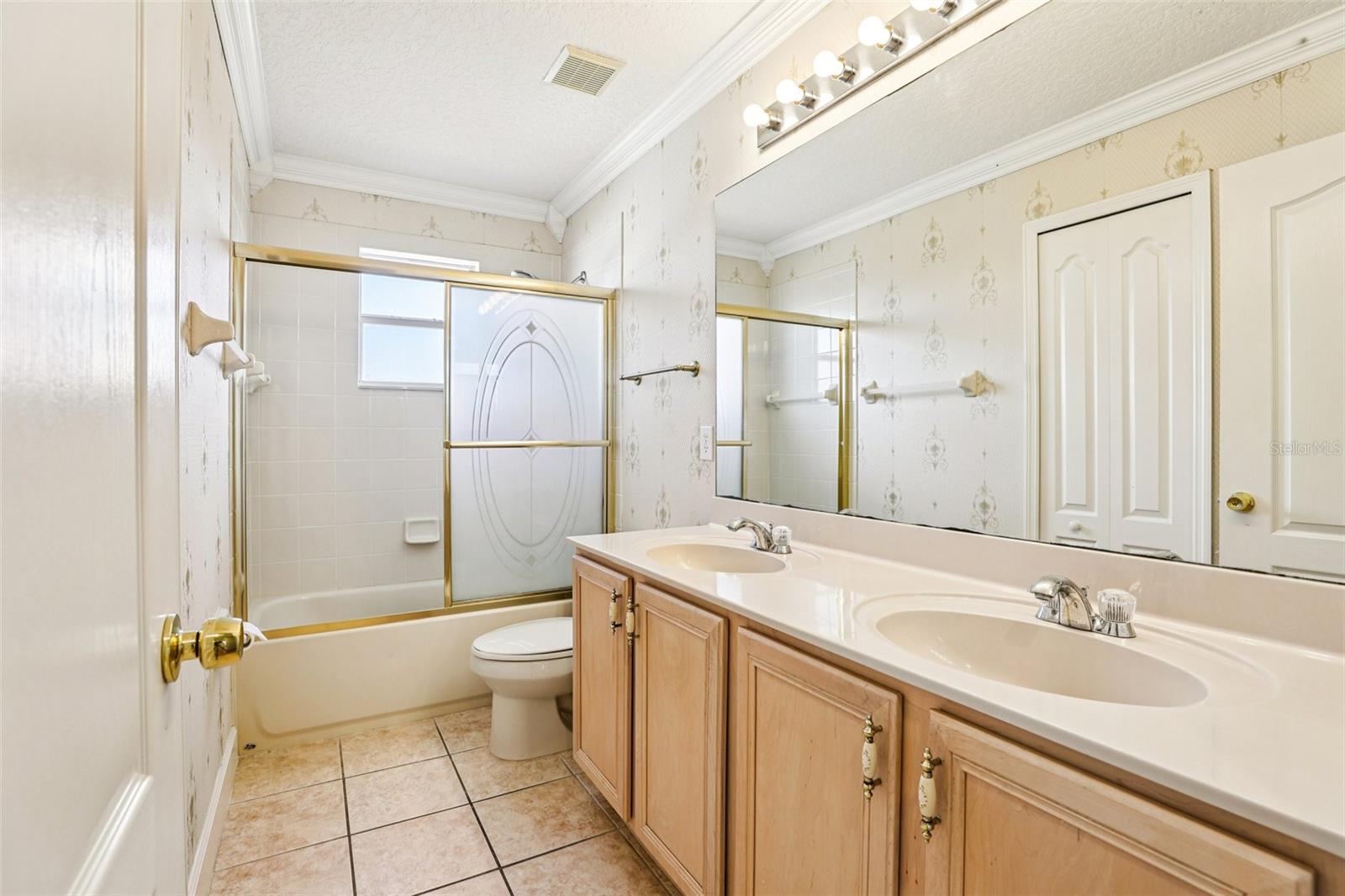 Image 35 of 64 For 5963 Providence Crossing Trail