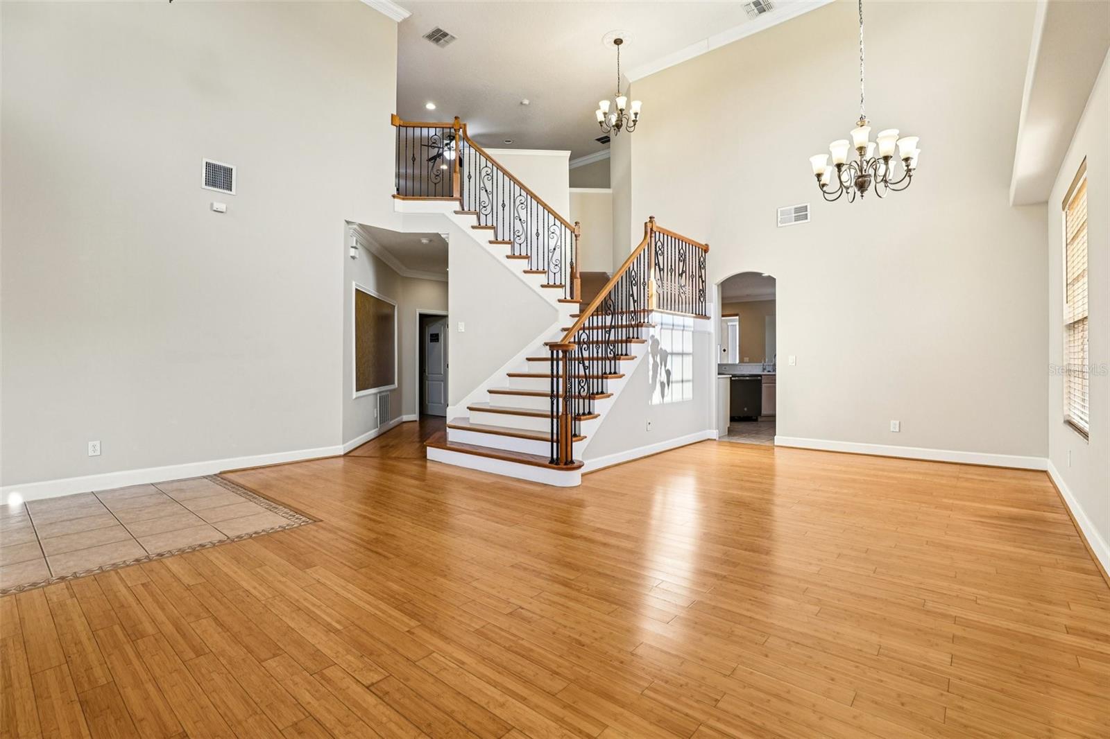 Image 6 of 64 For 5963 Providence Crossing Trail