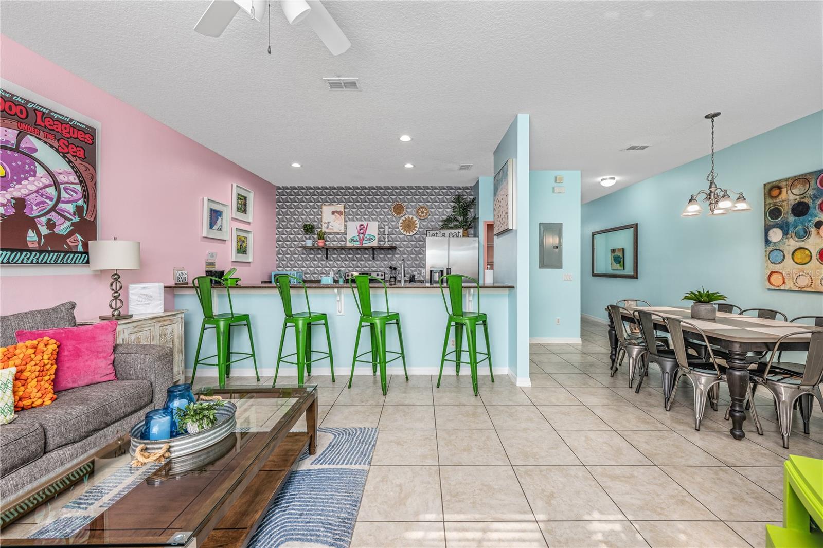 Image 8 of 64 For 8974 Candy Palm Road