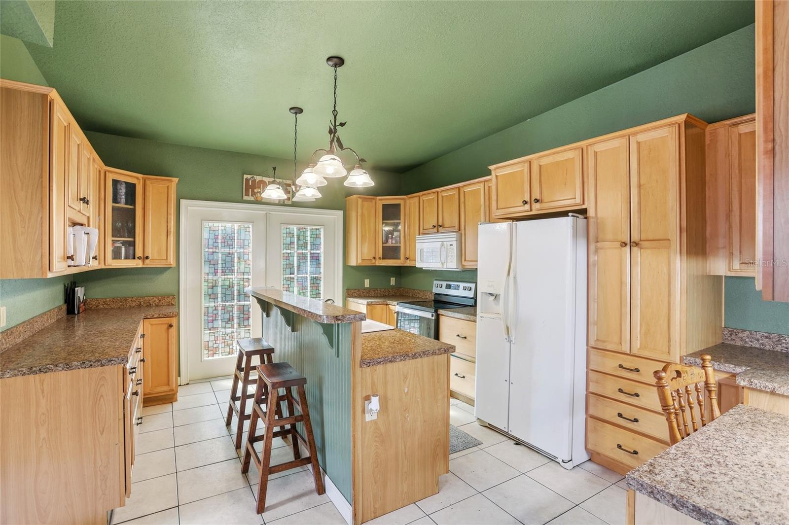 Image 16 of 33 For 904 Carlton Avenue