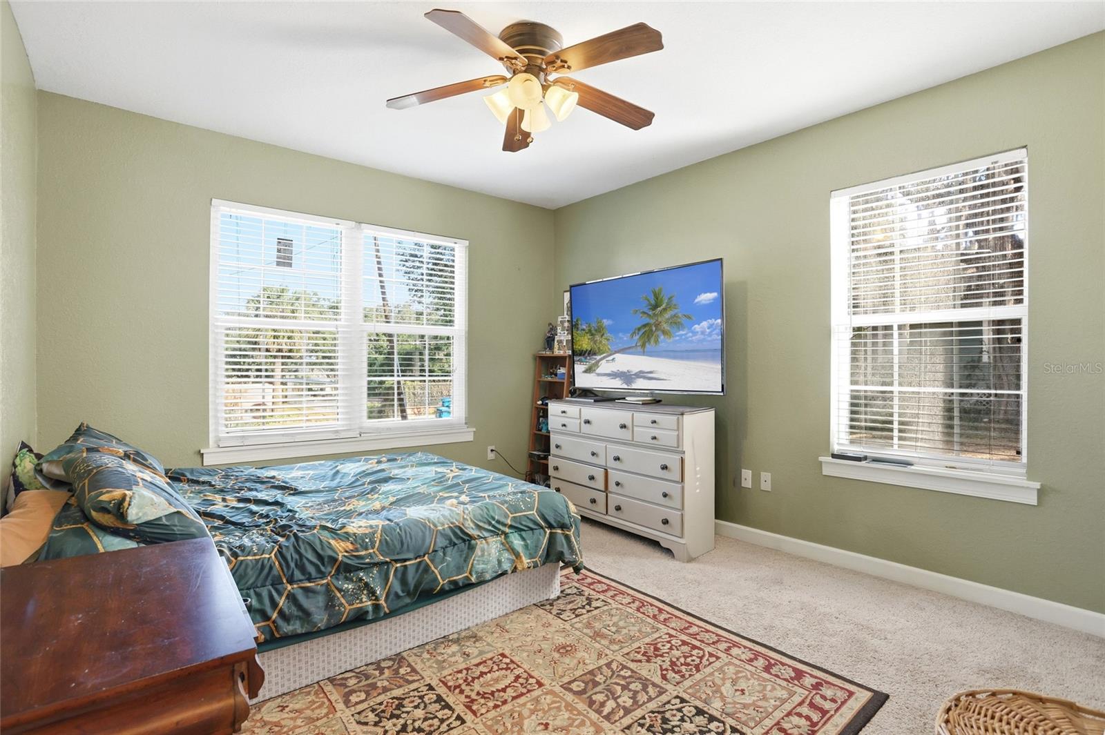 Image 17 of 33 For 904 Carlton Avenue