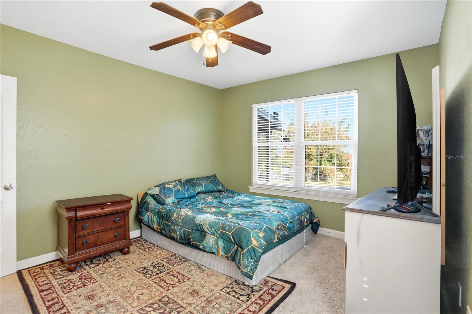 Image 18 of 33 For 904 Carlton Avenue