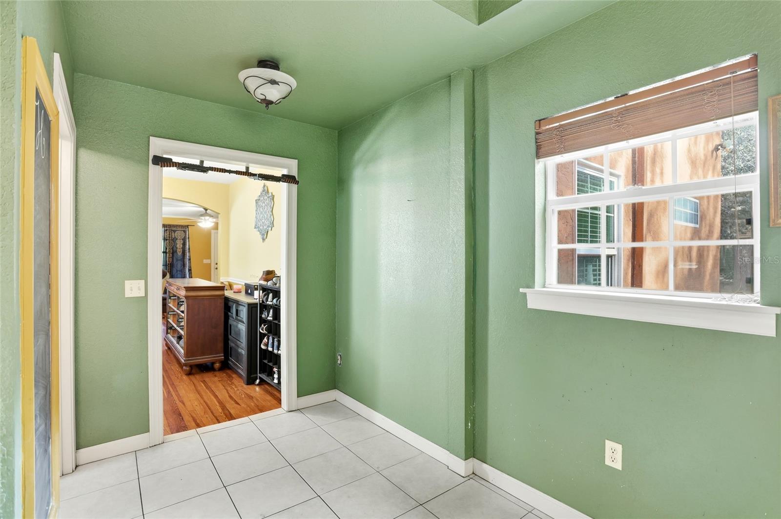 Image 9 of 33 For 904 Carlton Avenue