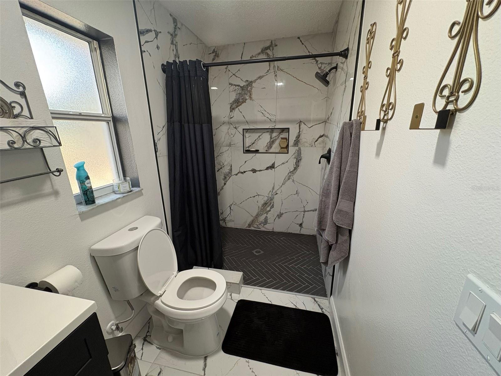 Image 15 of 33 For 3123 Marcia Street