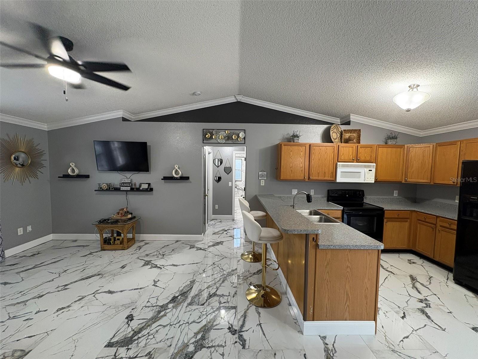 Image 4 of 33 For 3123 Marcia Street