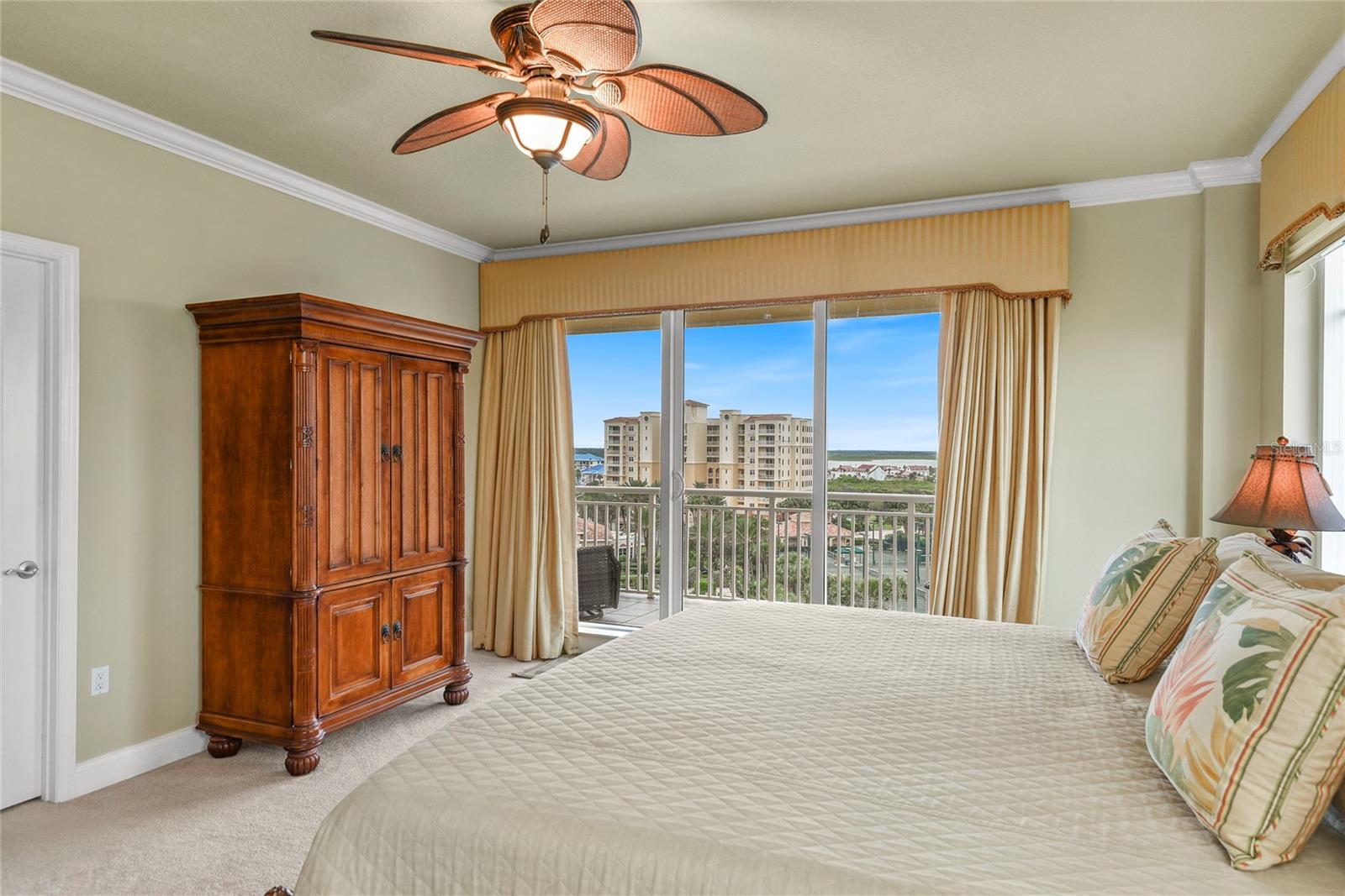 Image 32 of 67 For 250 Minorca Beach Way 701