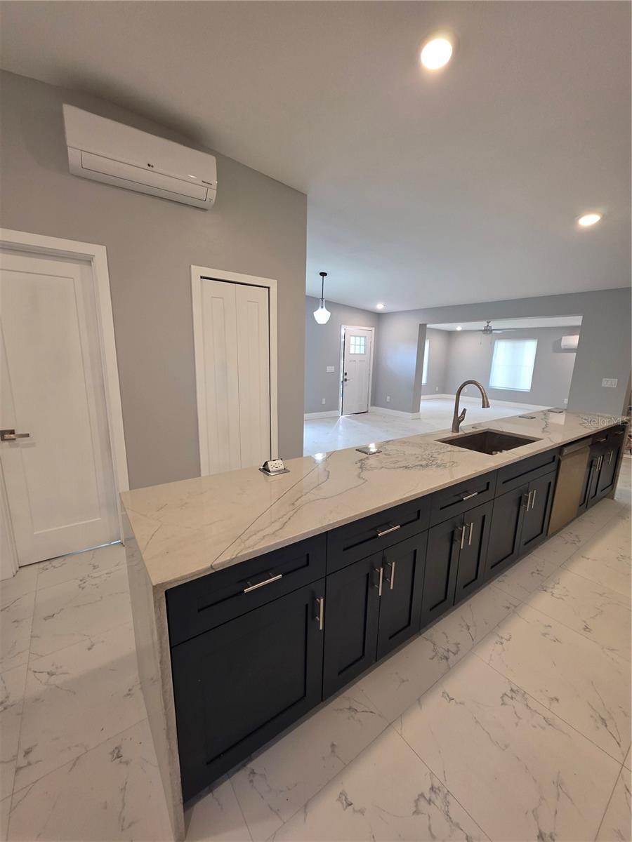 Image 2 of 15 For 1911 Amelia Street