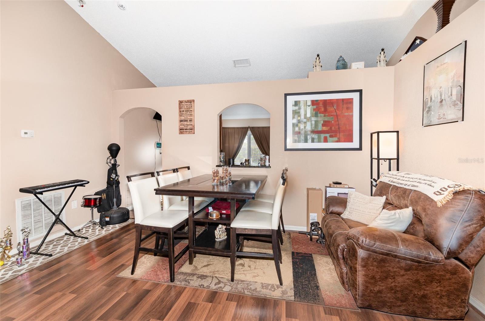 Image 6 of 25 For 2830 Gramercy Drive