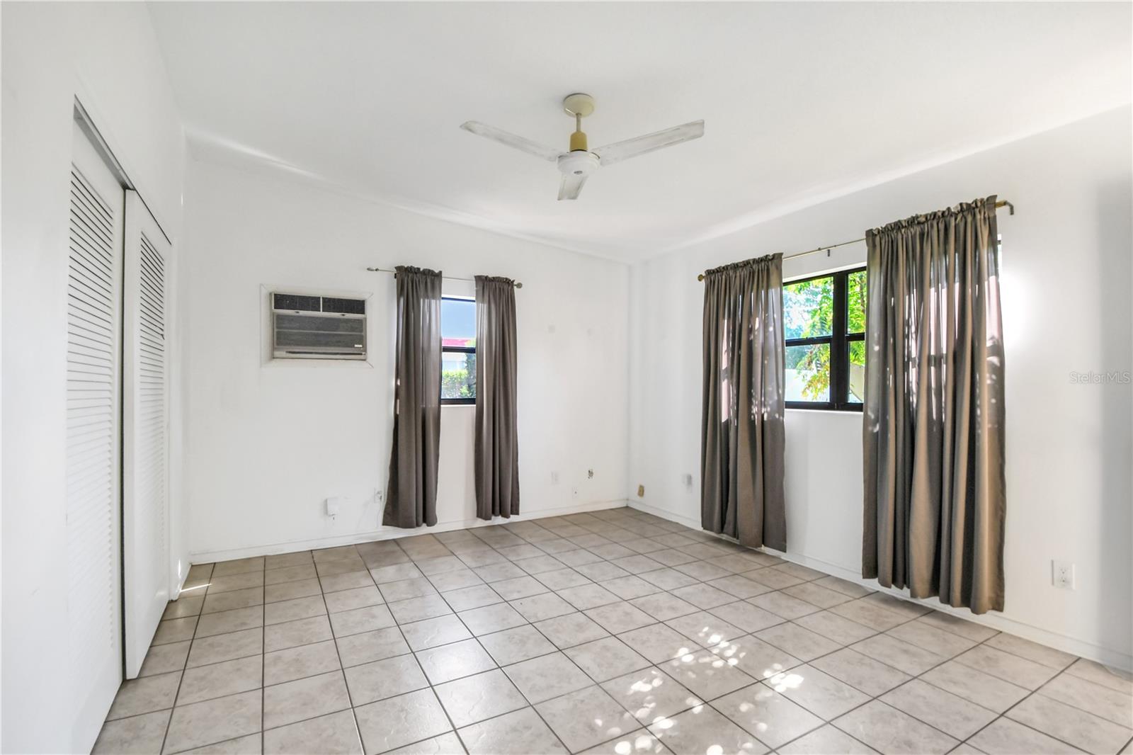 Image 15 of 32 For 4502 Rockledge Road