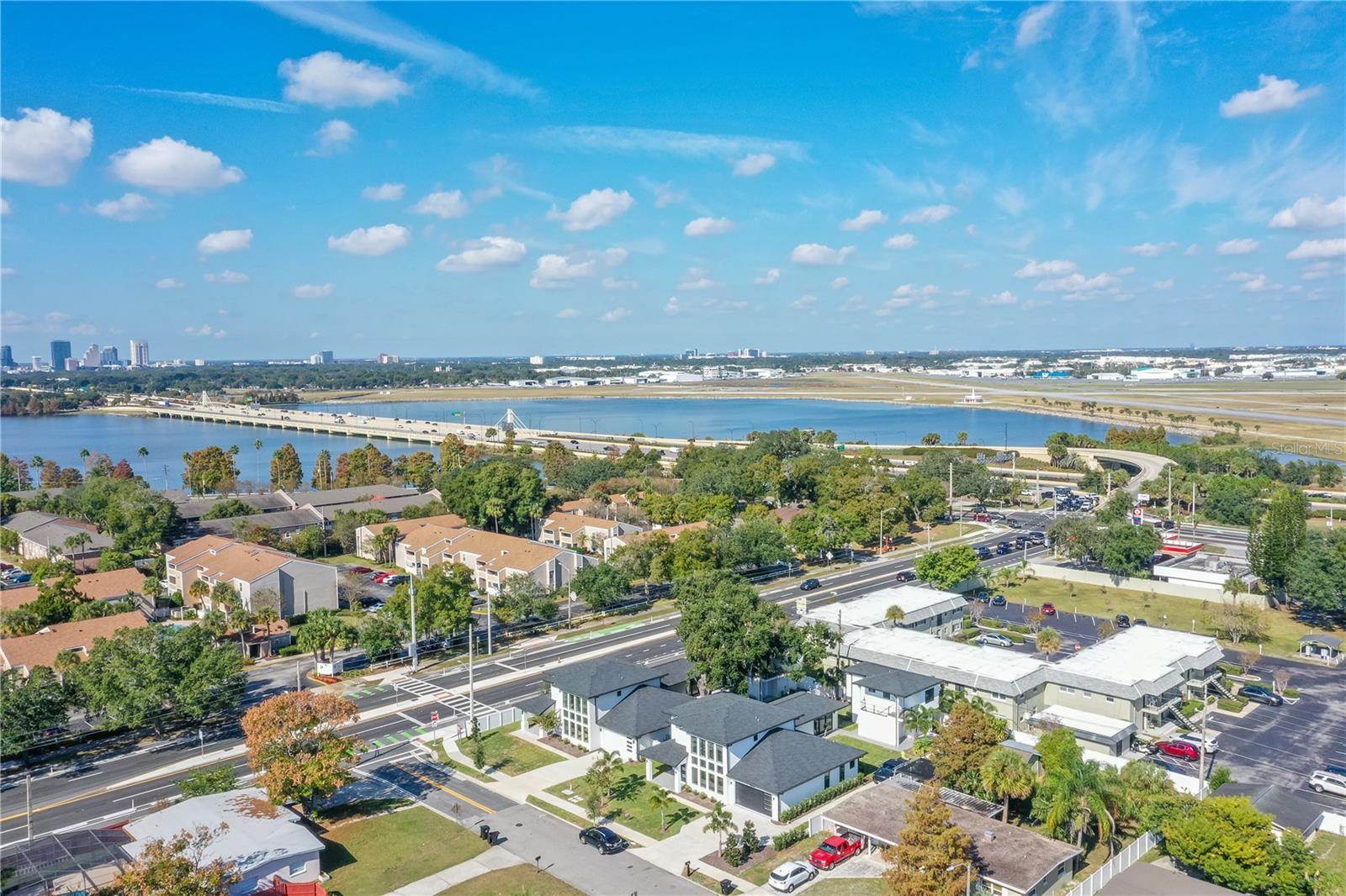 Image 4 of 32 For 4502 Rockledge Road