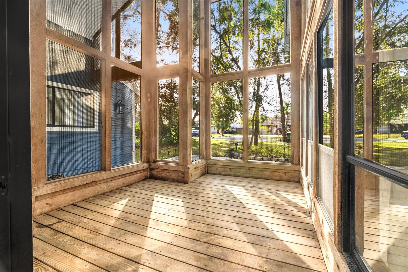 Image 10 of 37 For 113 Mockingbird Lane