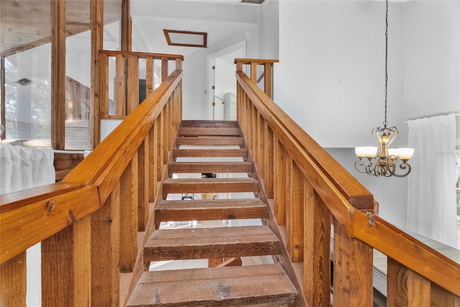 Image 17 of 37 For 113 Mockingbird Lane