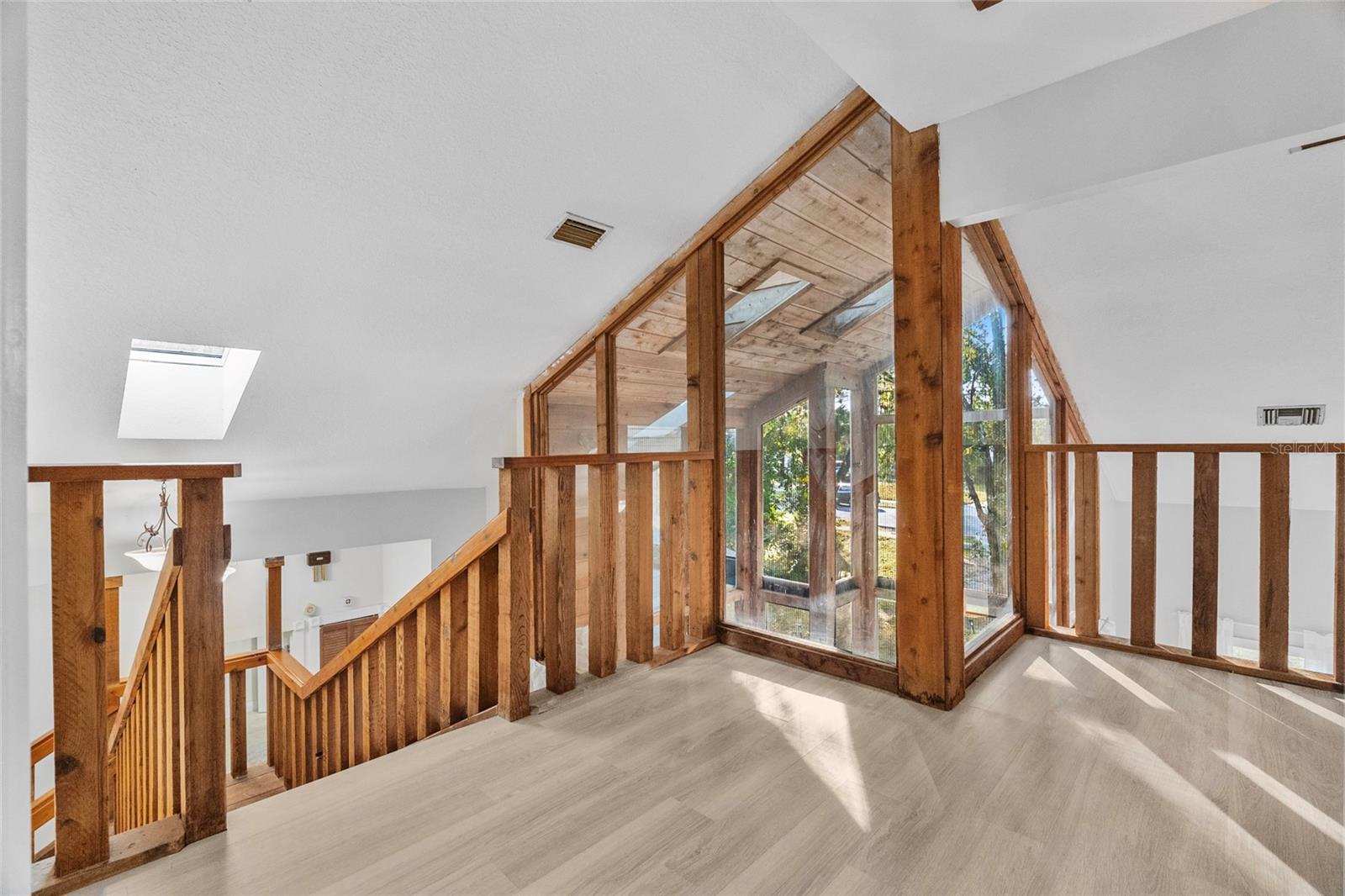 Image 18 of 37 For 113 Mockingbird Lane