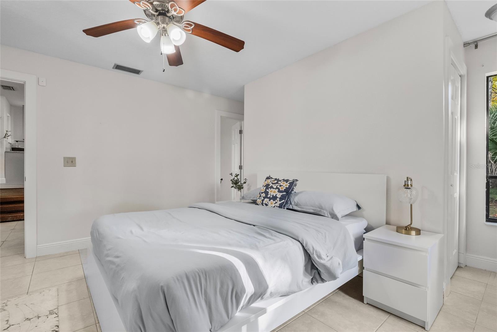 Image 21 of 37 For 113 Mockingbird Lane