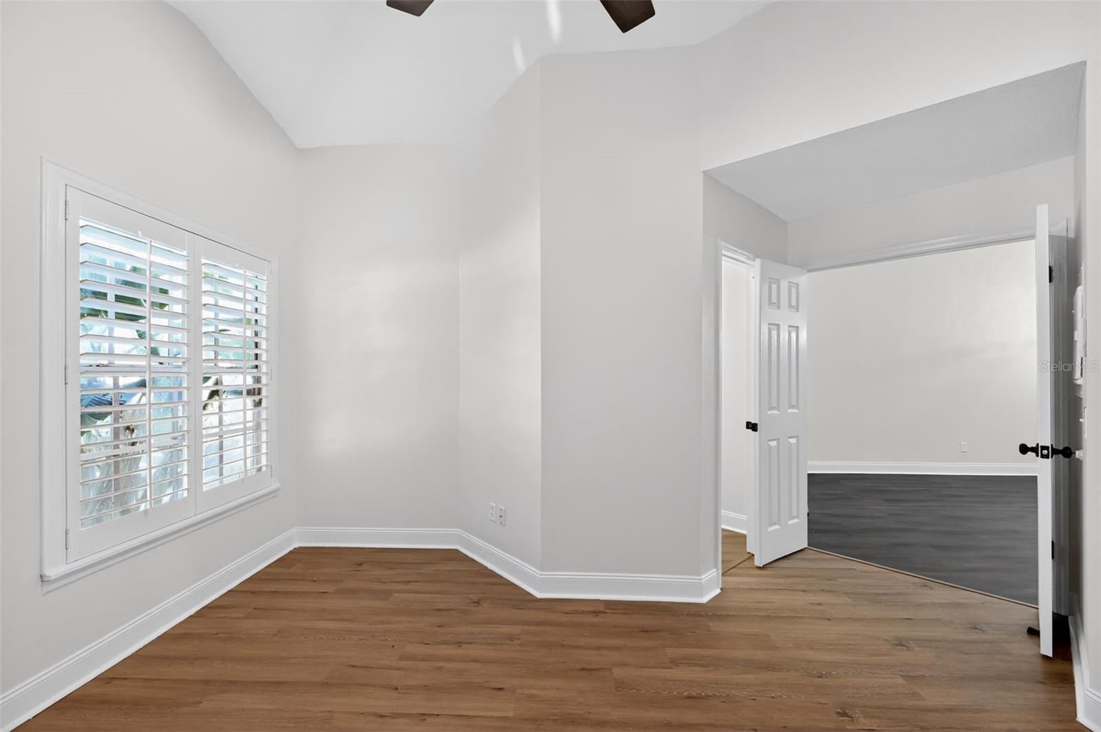 Image 23 of 33 For 5812 Red Cedar Lane