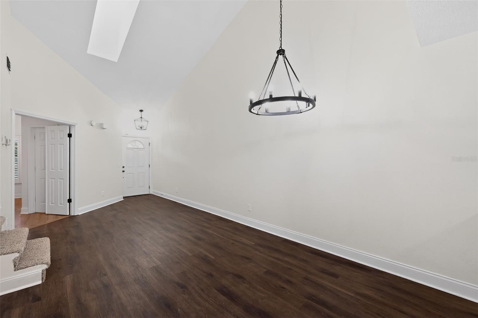 Image 26 of 33 For 5812 Red Cedar Lane