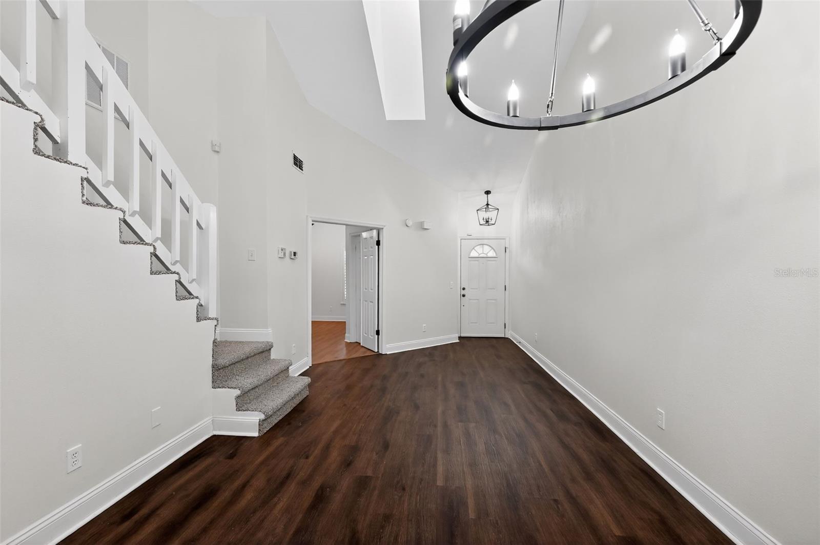 Image 6 of 33 For 5812 Red Cedar Lane