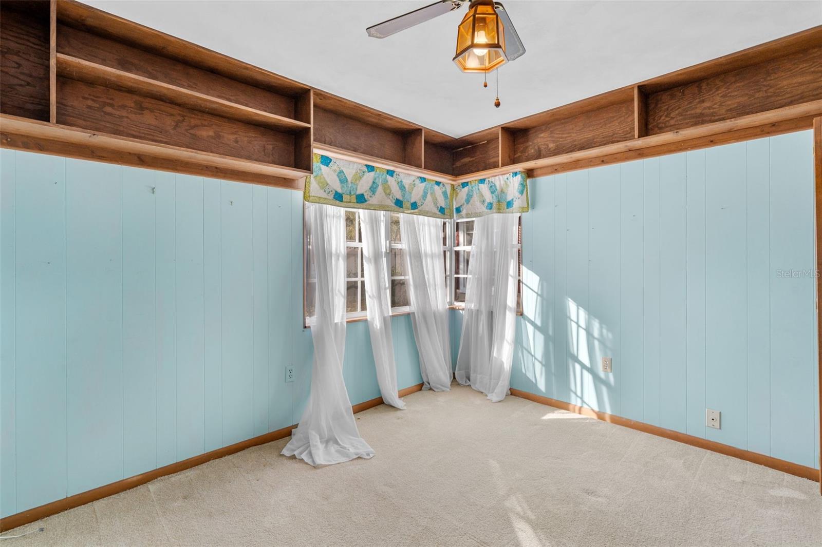 Image 19 of 33 For 1619 Montcalm Street