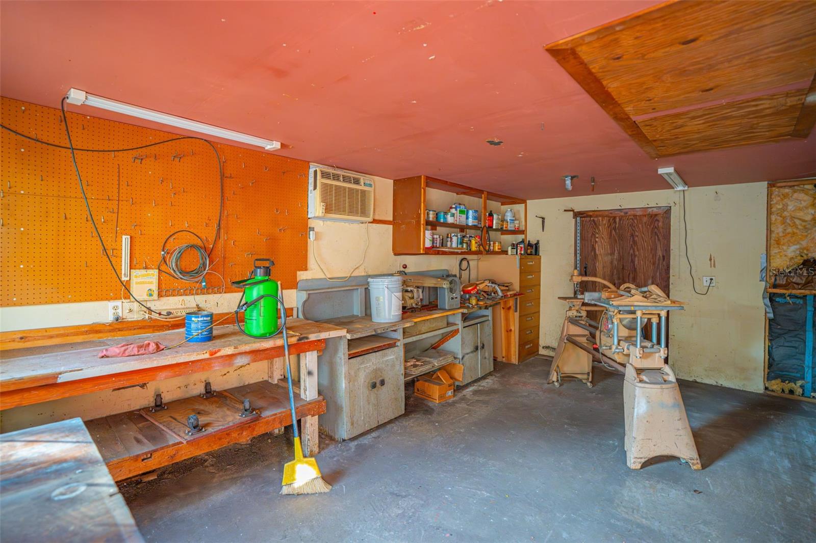 Image 25 of 33 For 1619 Montcalm Street