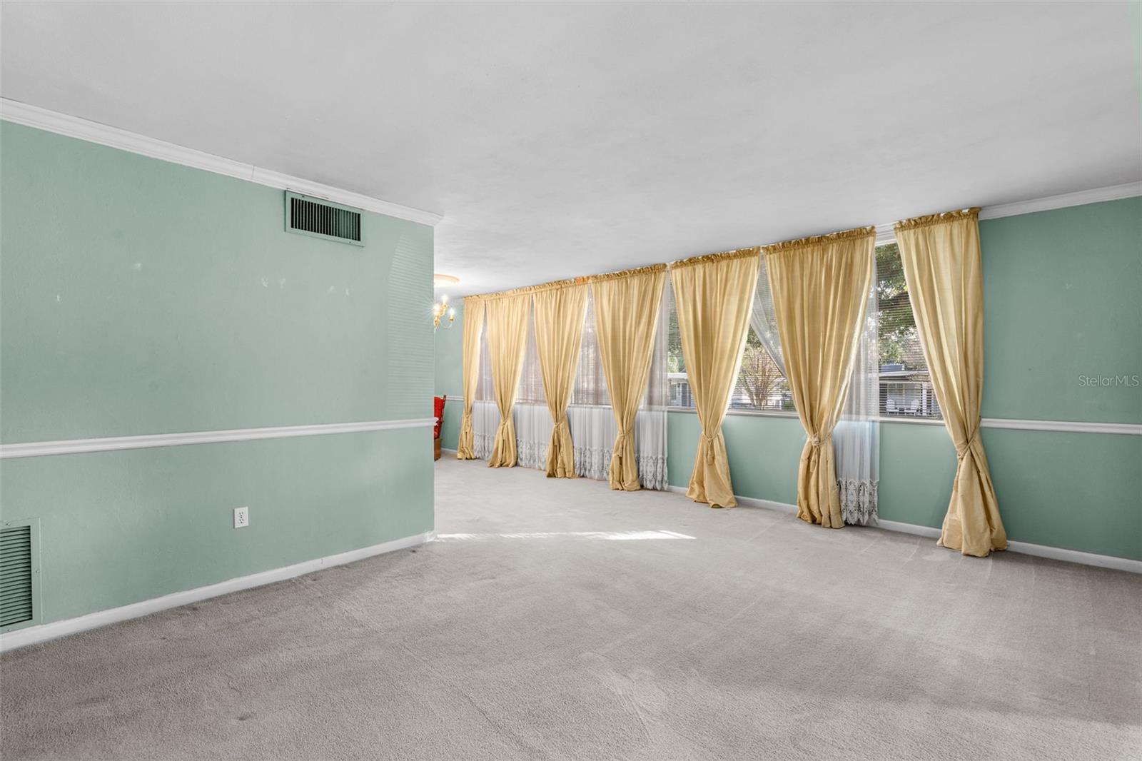 Image 7 of 33 For 1619 Montcalm Street