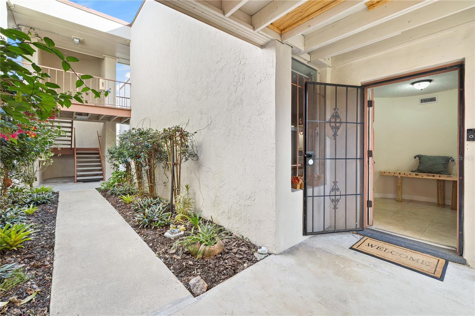 Details for 504 Orange Drive 11, ALTAMONTE SPRINGS, FL 32701