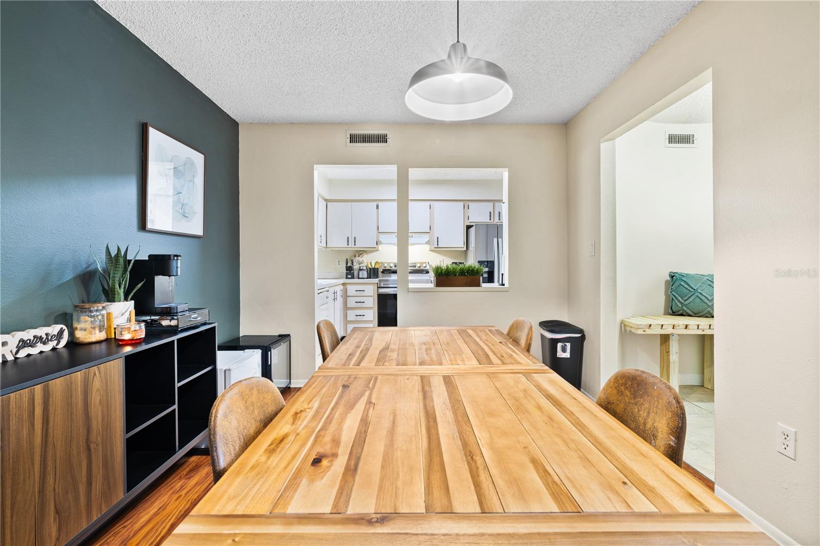 Image 12 of 45 For 504 Orange Drive 11