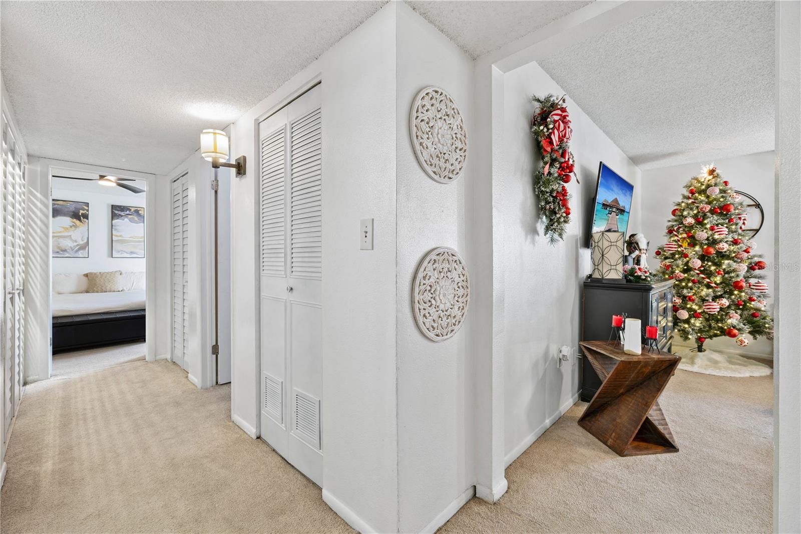 Image 19 of 45 For 504 Orange Drive 11