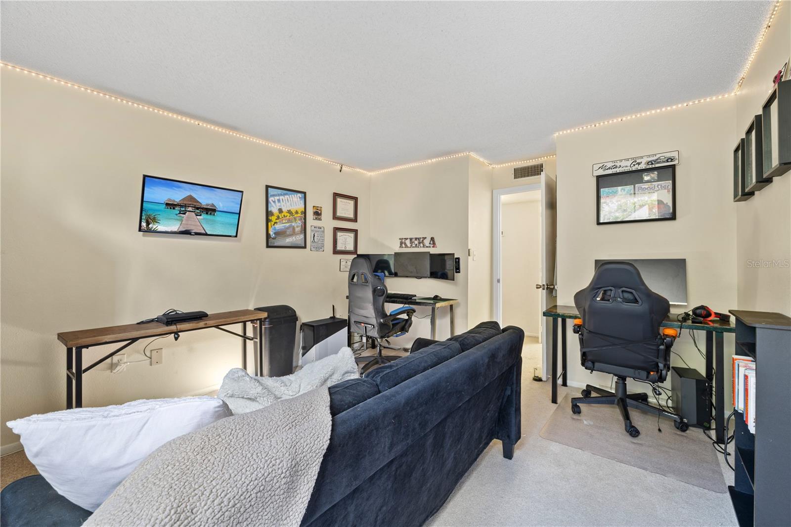 Image 23 of 45 For 504 Orange Drive 11