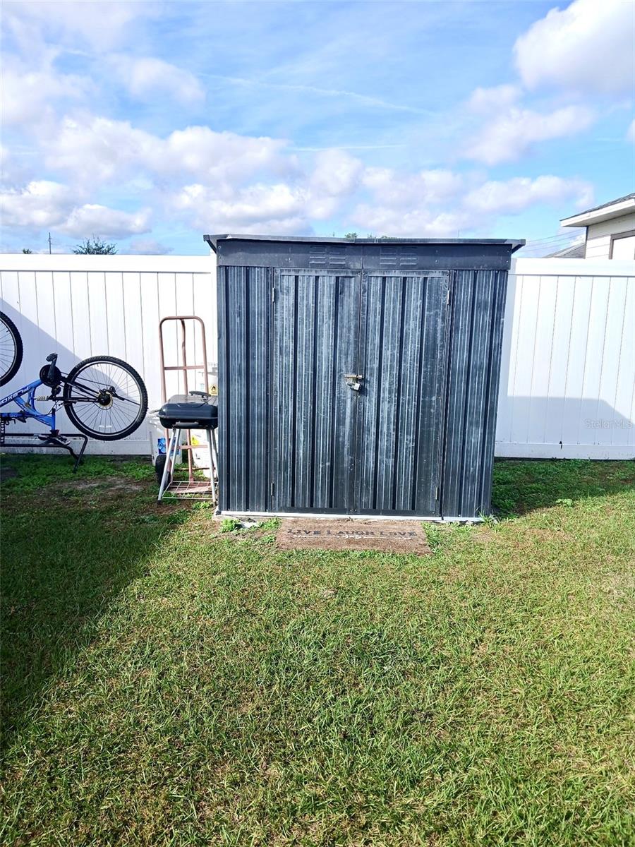 Image 15 of 16 For 4634 College Drive