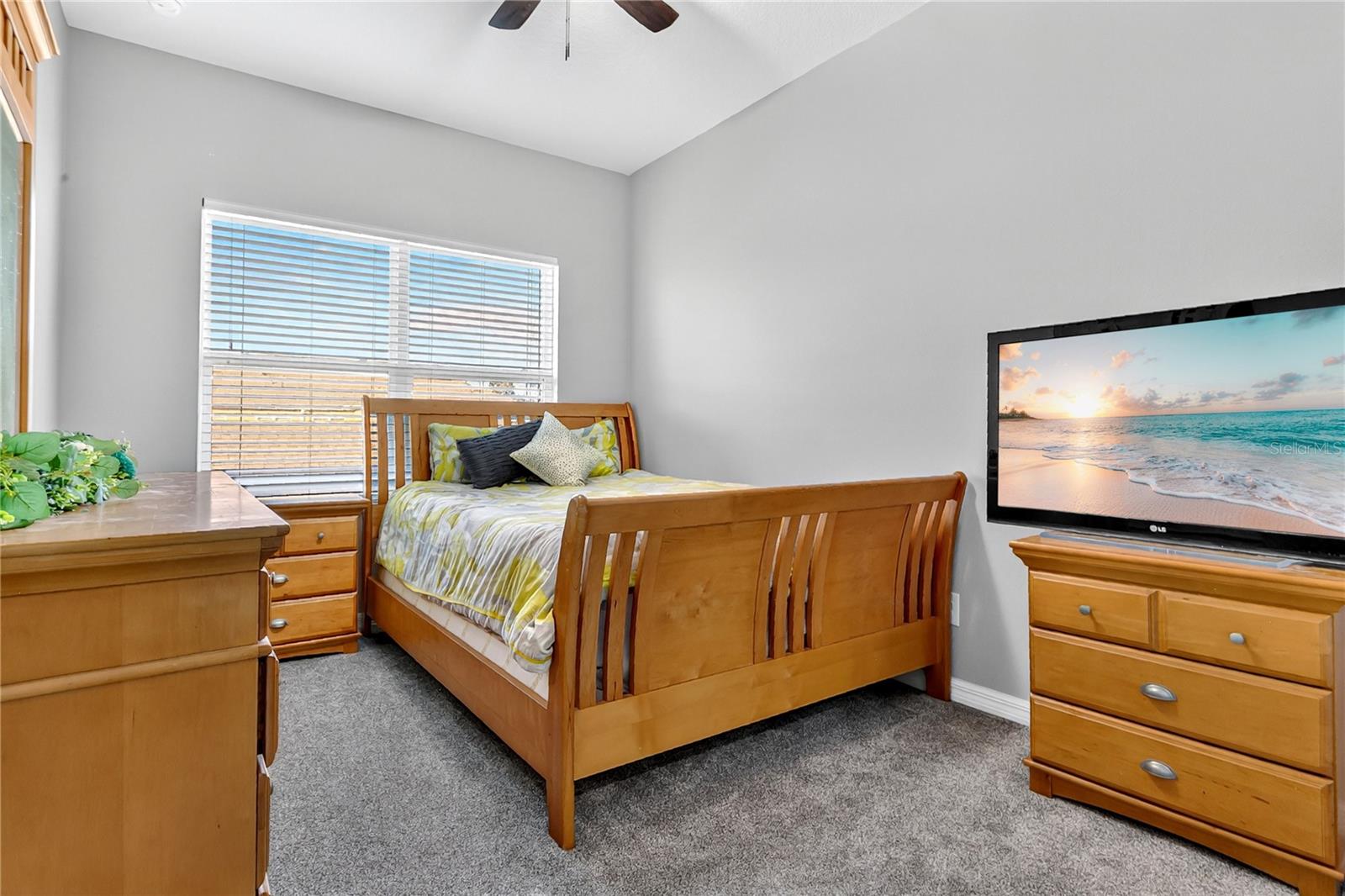 Image 14 of 21 For 15663 Kinnow Mandarin Lane