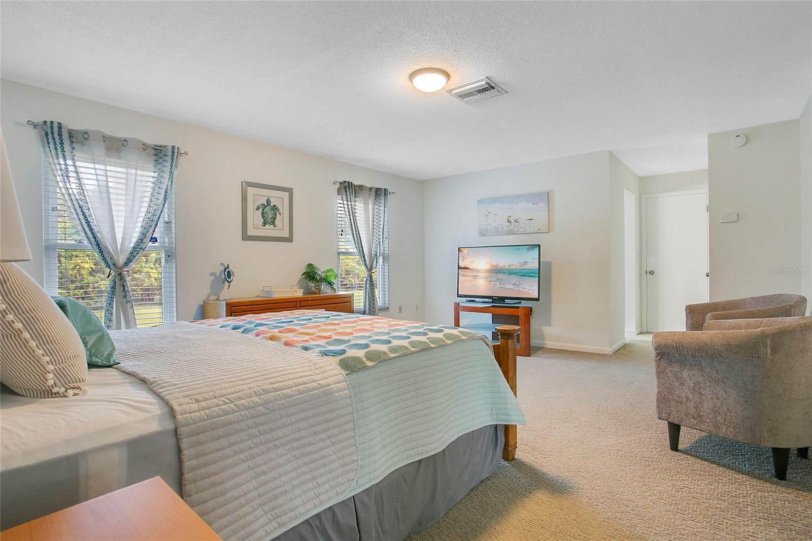 Image 10 of 28 For 160 Grant Road