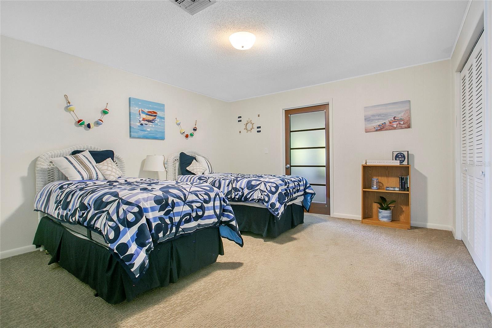 Image 14 of 28 For 160 Grant Road