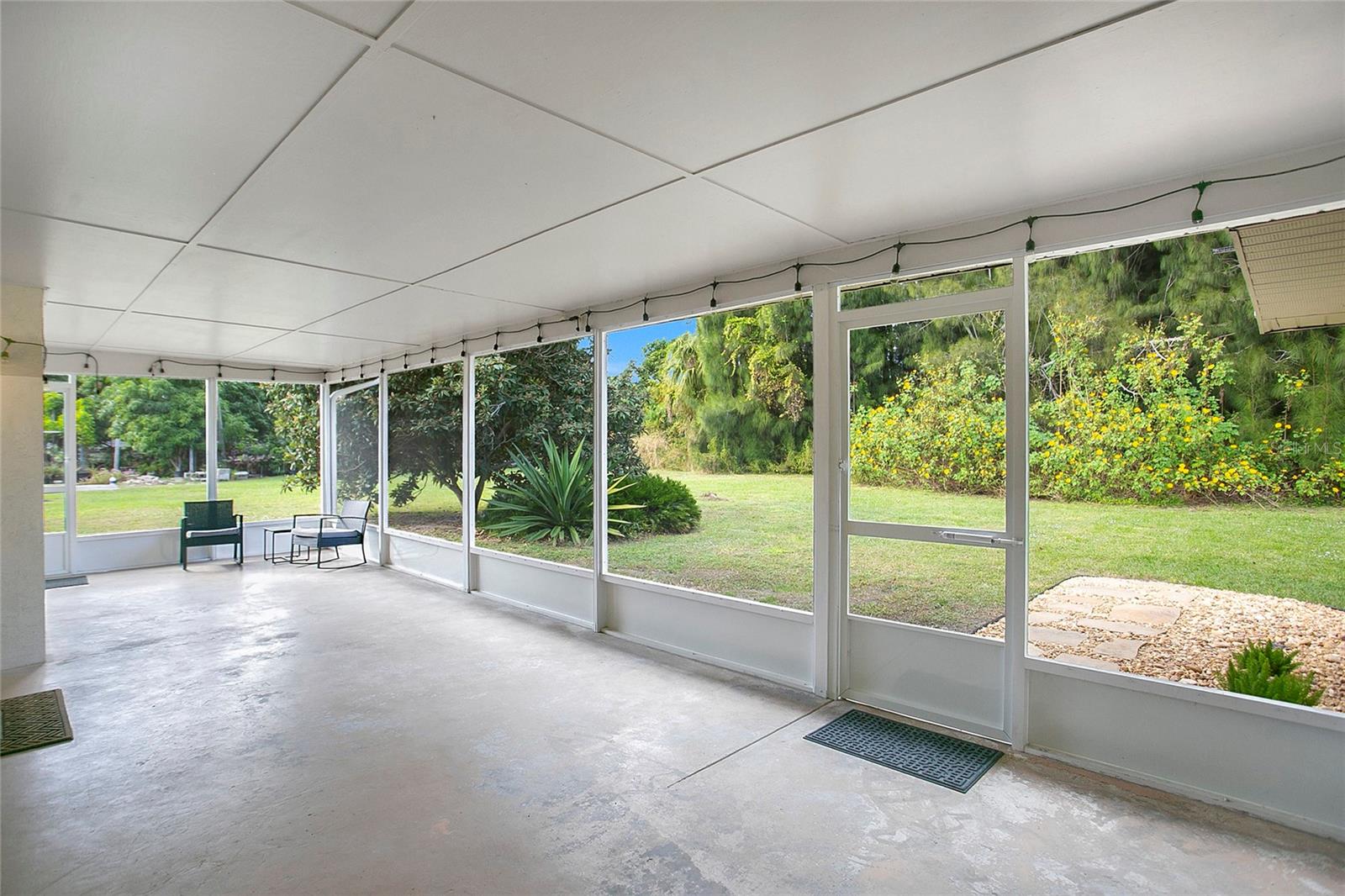 Image 18 of 28 For 160 Grant Road