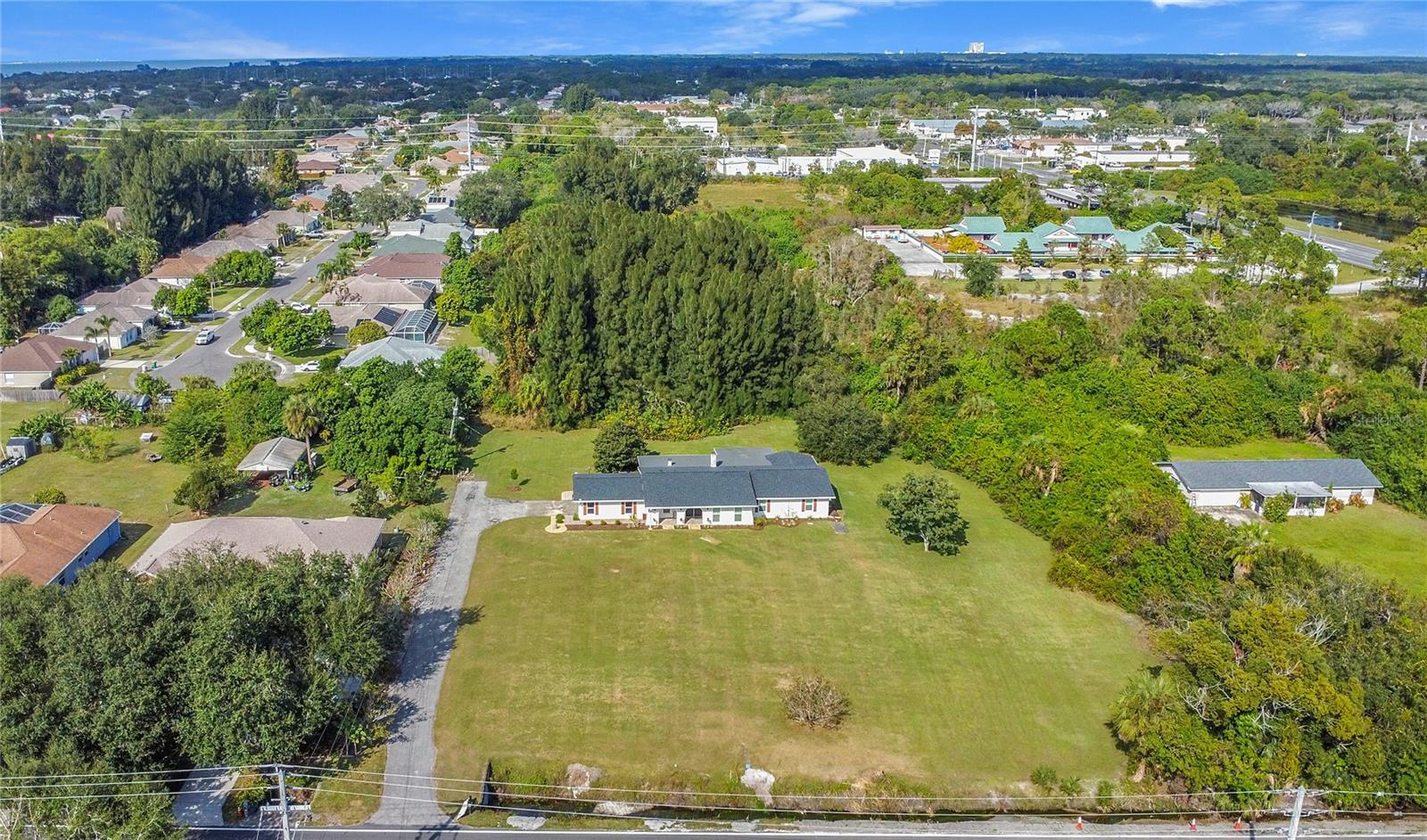 Image 24 of 28 For 160 Grant Road