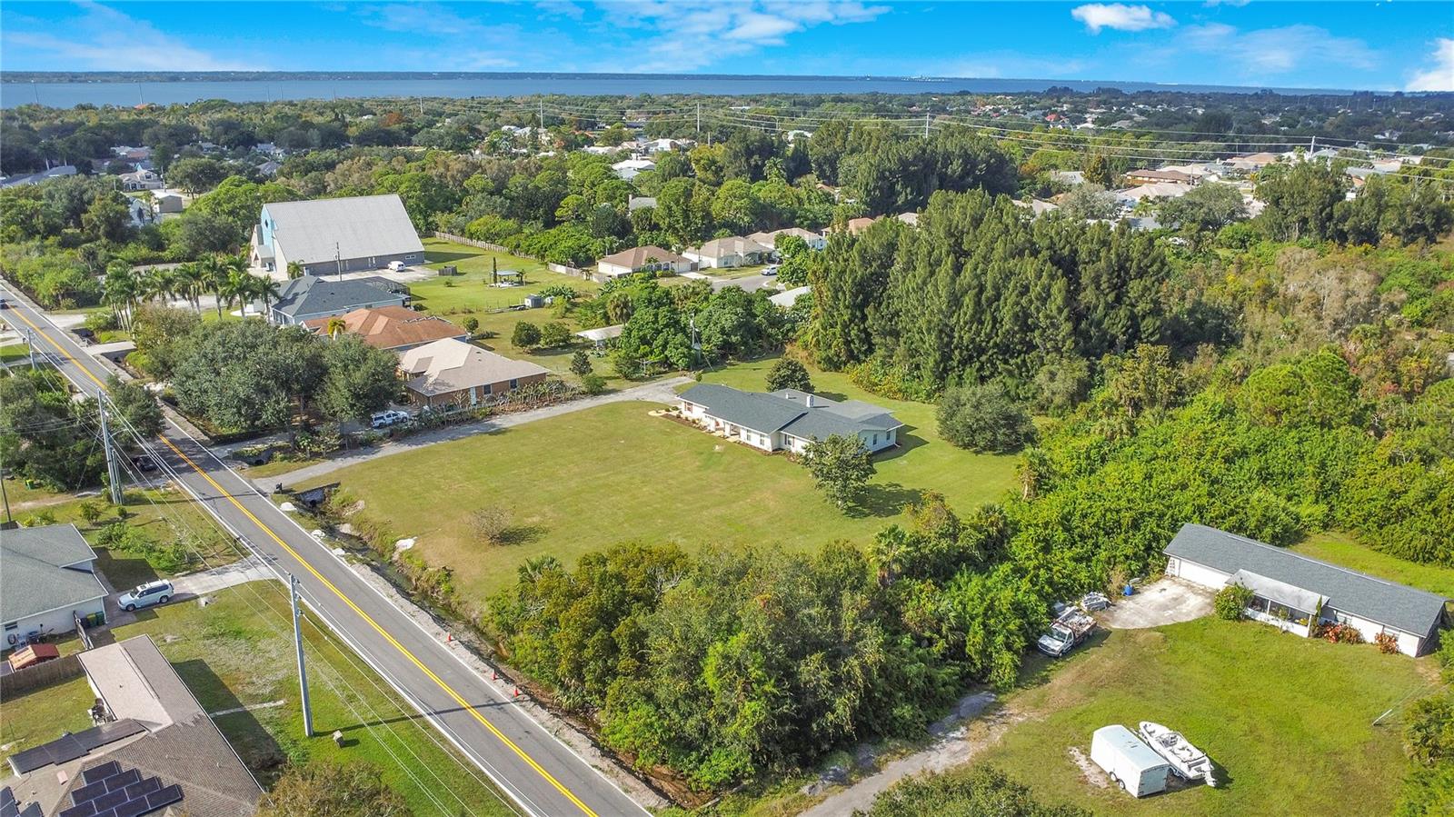 Image 26 of 28 For 160 Grant Road