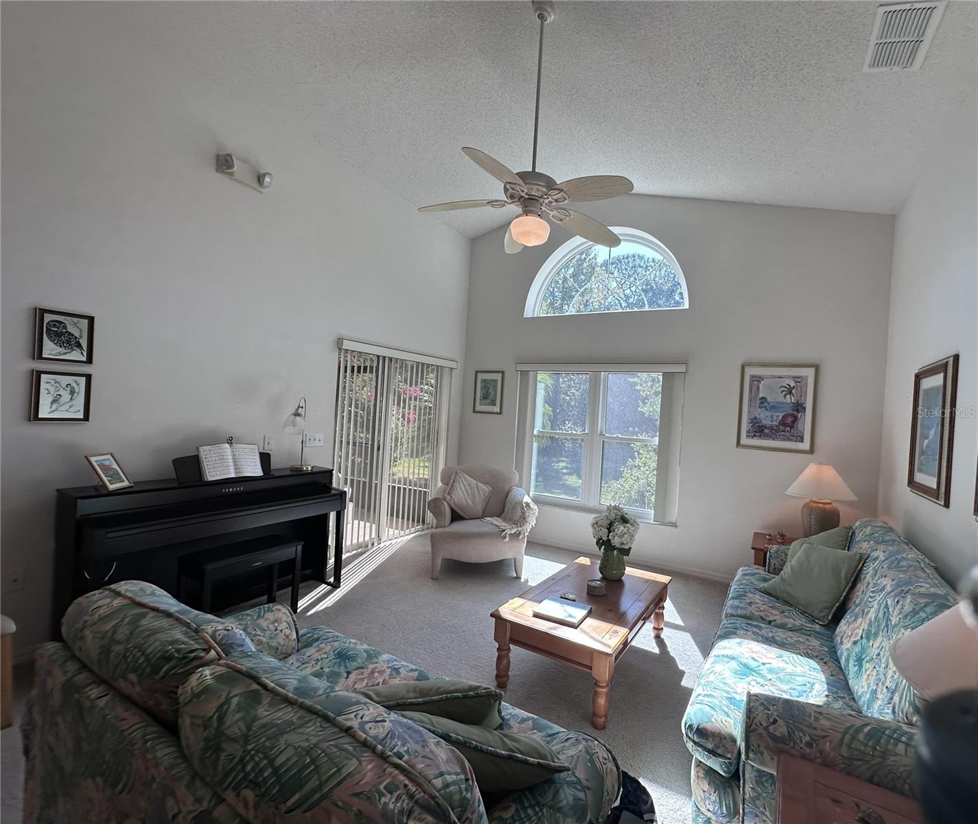 Image 28 of 38 For 515 Whittier Street