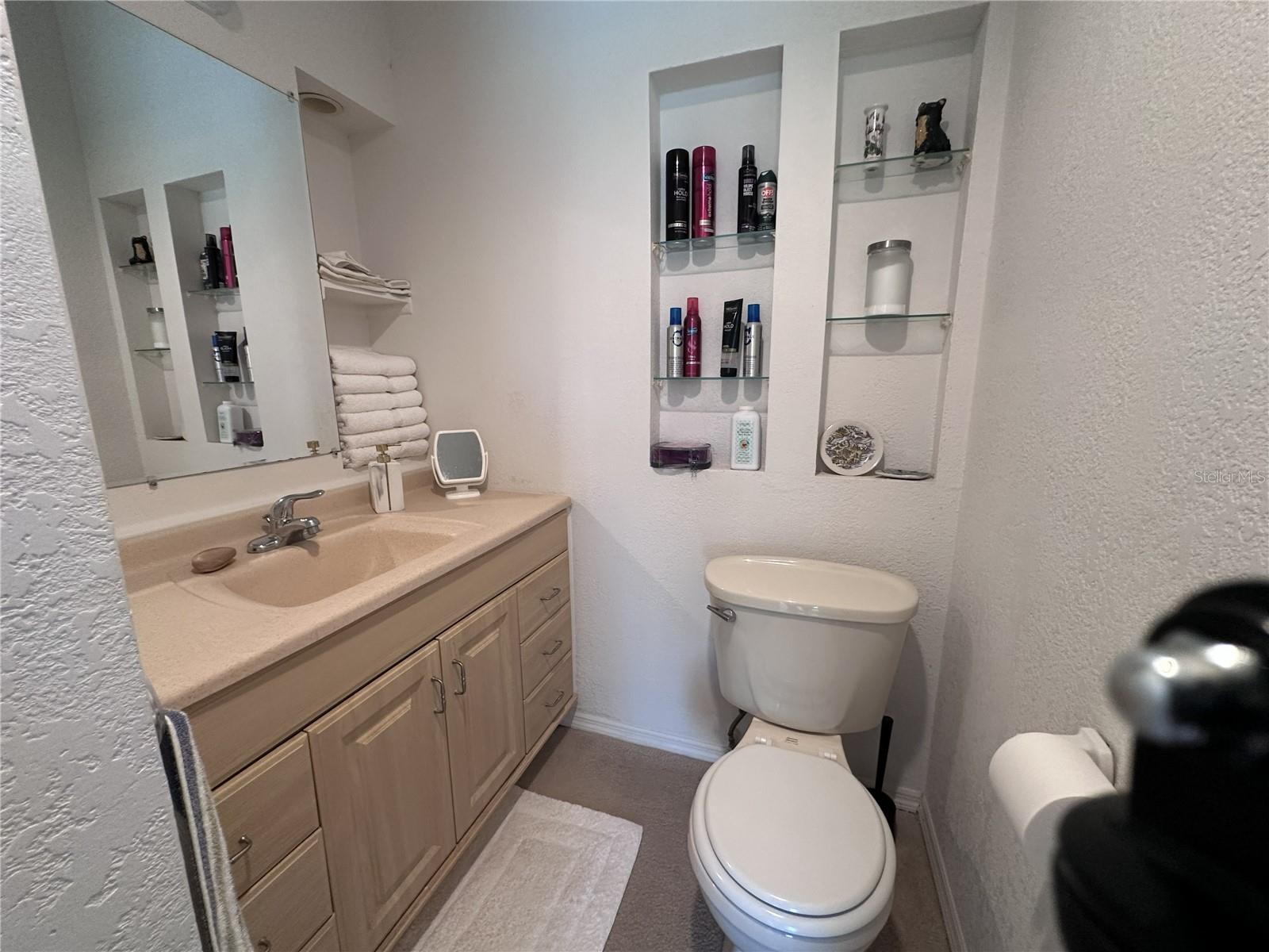 Image 6 of 38 For 515 Whittier Street