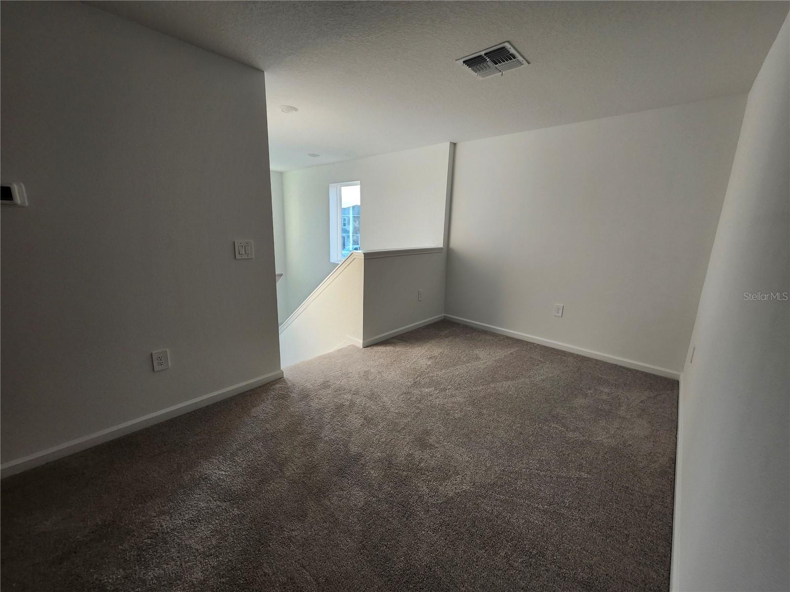 Image 14 of 35 For 2704 Lookout Ridge Rd