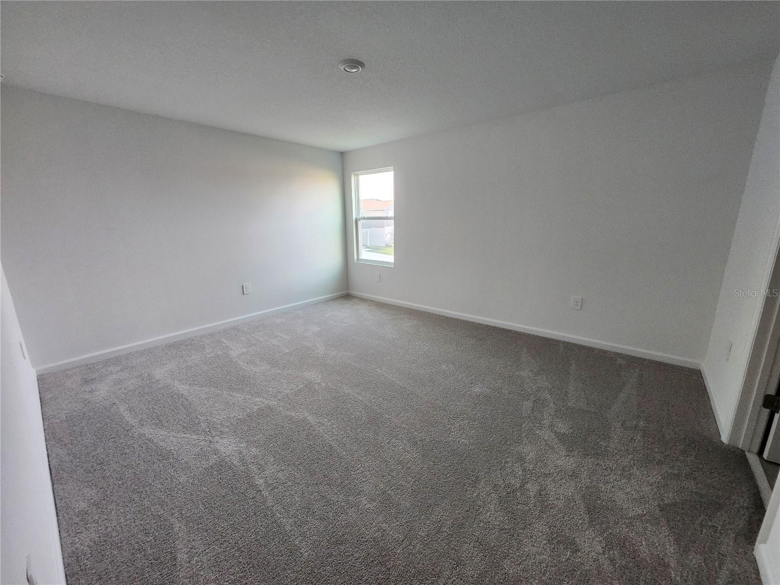 Image 21 of 35 For 2704 Lookout Ridge Rd