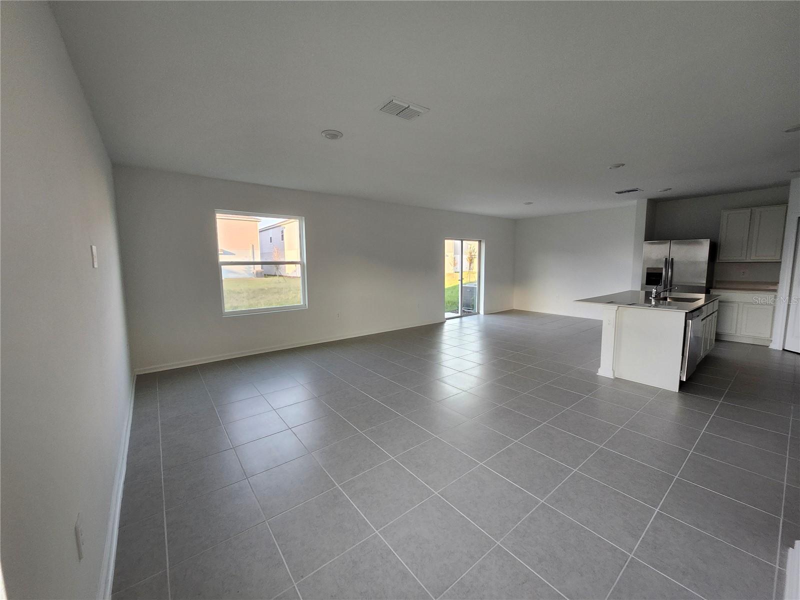 Image 7 of 35 For 2704 Lookout Ridge Rd