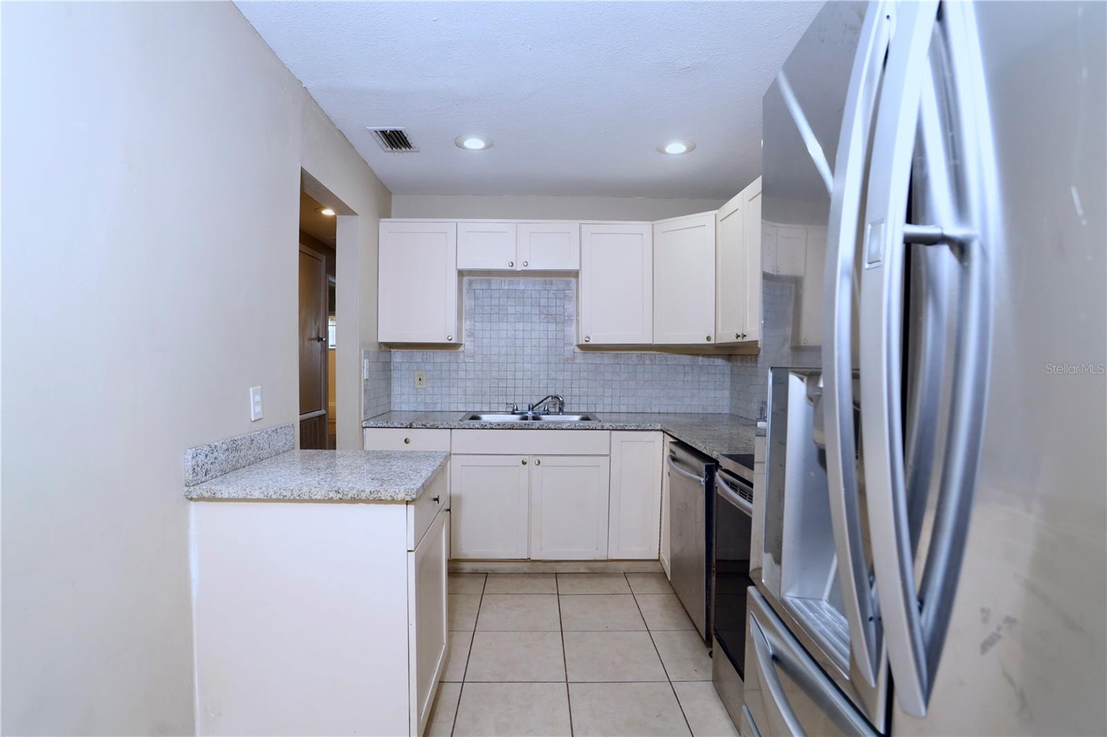 Image 16 of 47 For 3328 Coleman Place