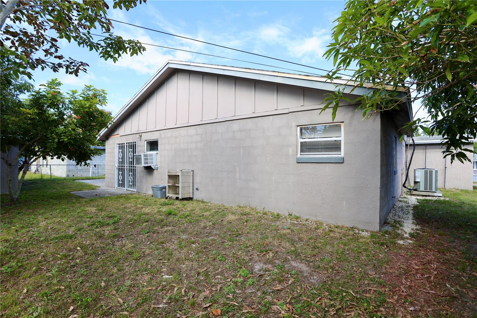 Image 32 of 47 For 3328 Coleman Place